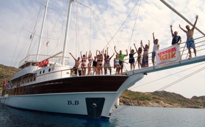 Greek Island Hopping Tours